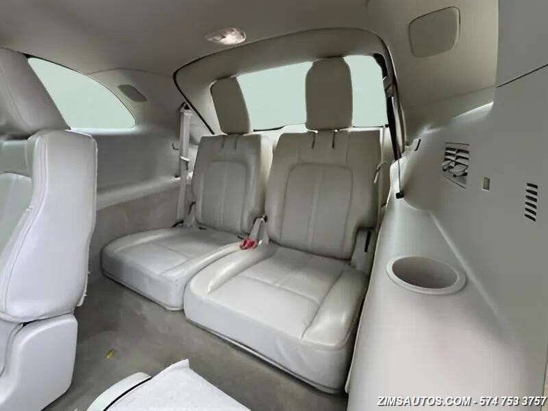 2011 Lincoln MKT EcoBoost