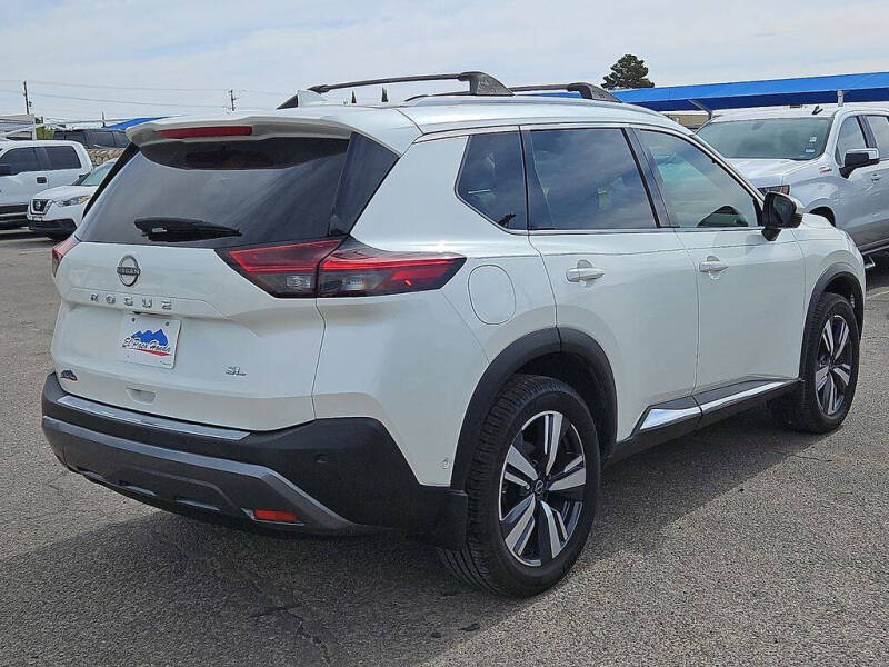 2023 Nissan Rogue SL