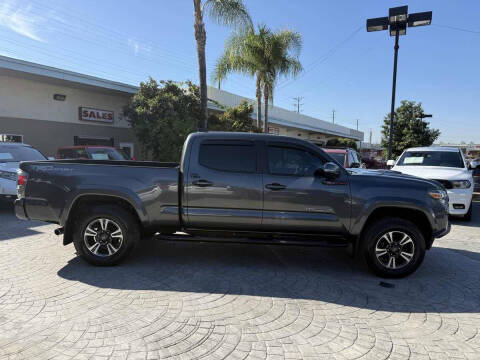 2017 Toyota Tacoma TRD Sport