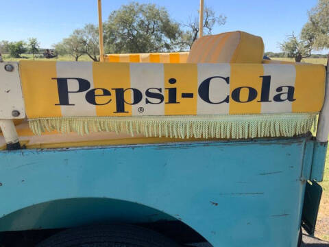 1960 Willys Surrey Gala