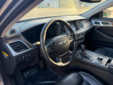 2015 Hyundai Genesis