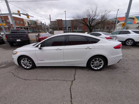 2019 Ford Fusion Hybrid SE