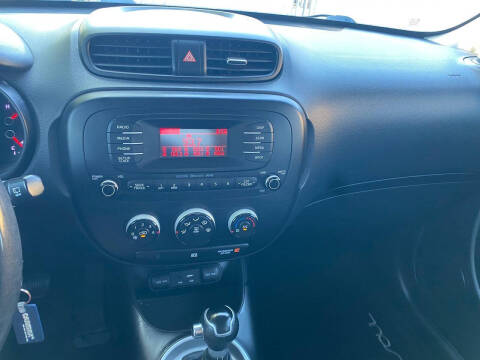 2015 Kia Soul +