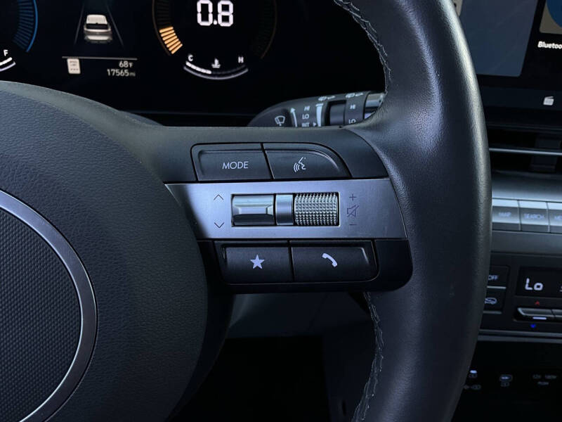 2025 Hyundai Kona SEL