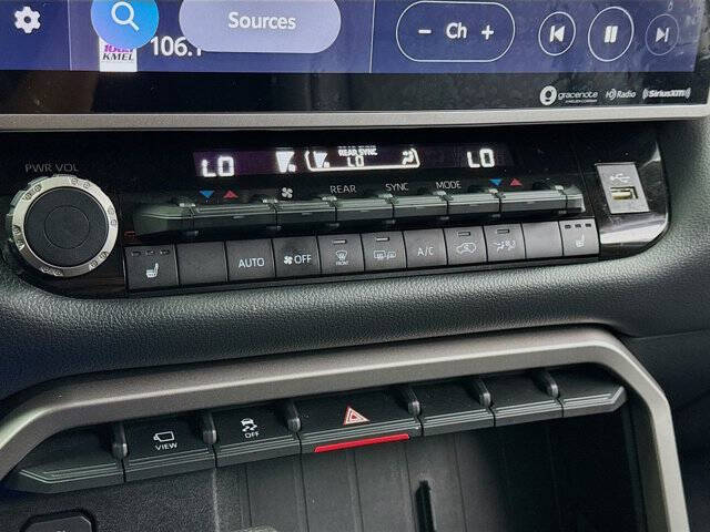 2024 Toyota Sequoia SR5