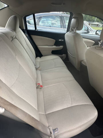 2013 Chrysler 200 Touring