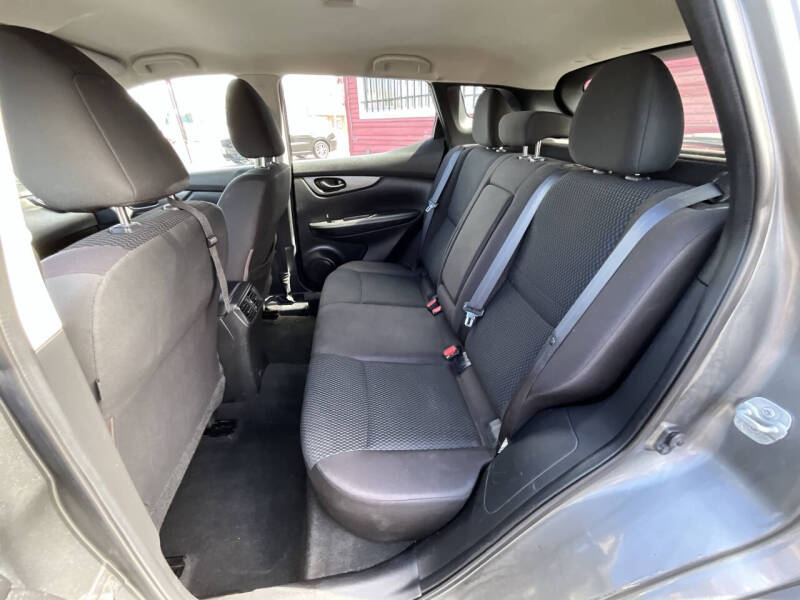 2017 Nissan Rogue Sport S