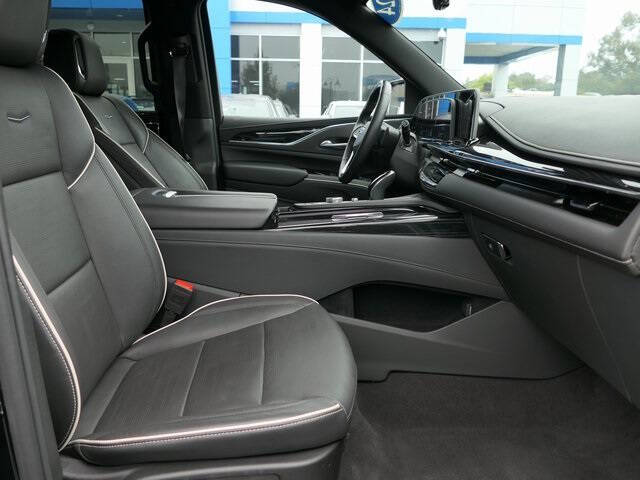 2024 Cadillac Escalade Sport