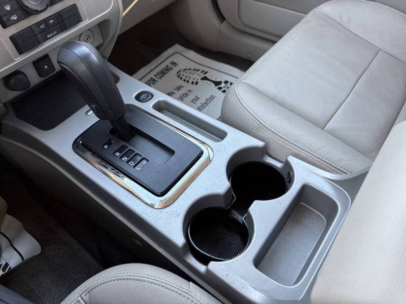 2010 Ford Escape XLT