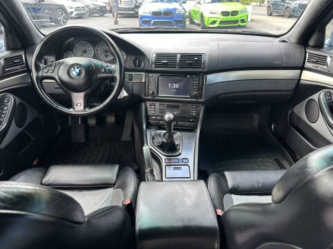 2001 BMW M5