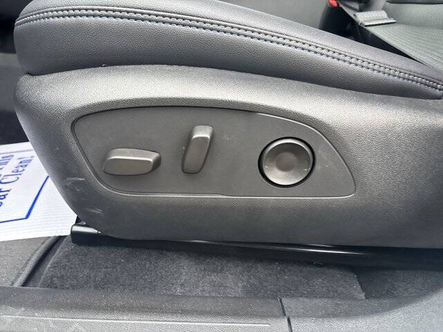 2026 Chevrolet Equinox EV LT 2