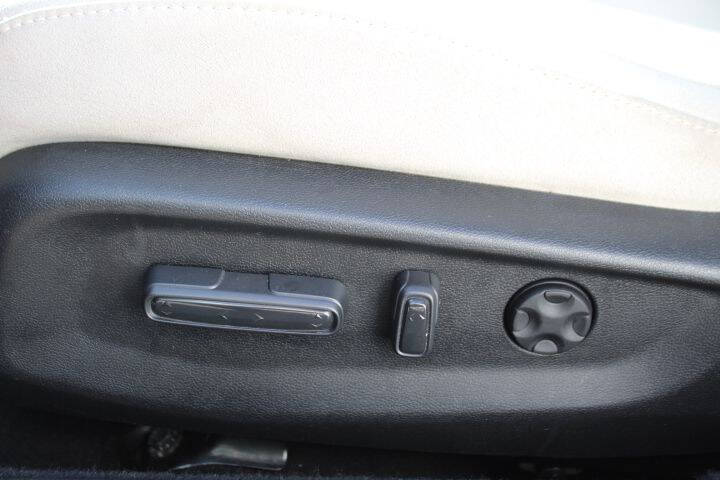 2019 Honda Accord Hybrid EX