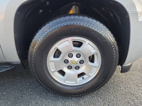 2013 Chevrolet Avalanche LT Black Diamond