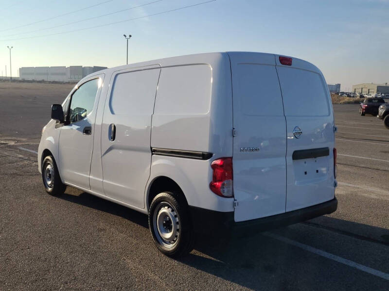 2020 Nissan NV200 S photo 4