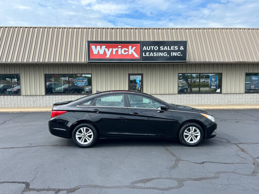 2013 Hyundai SONATA for sale at Wyrick Auto Sales & Leasing Inc in Holland, MI