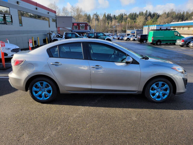 2011 Mazda MAZDA3 i Sport photo 8