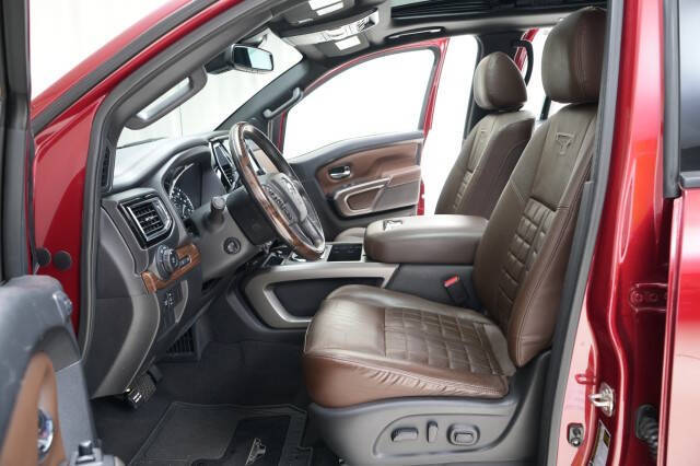 2021 Nissan Titan Platinum Reserve