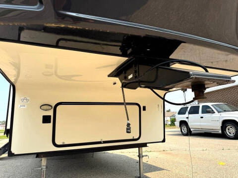 2019 Forest River Heritage Glen