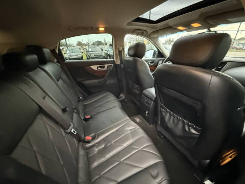 2013 Infiniti FX37