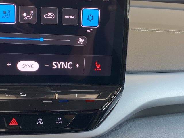 2023 Volkswagen ID.4 Pro