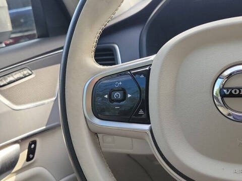 2024 Volvo XC90 B5 Core Bright Theme