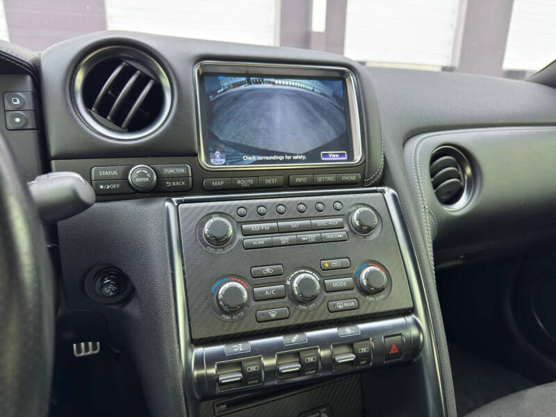 2016 Nissan GT-R Premium