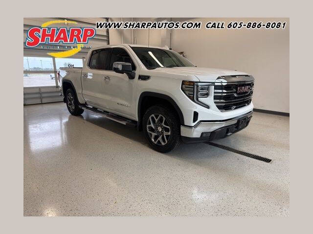2026 GMC Sierra 4WD Crew Cab Short Box SLT's photo