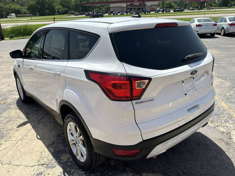 2019 Ford Escape SE