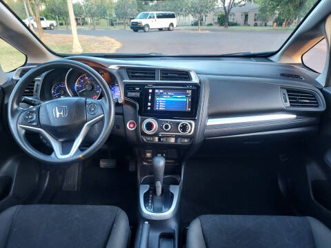 2017 Honda Fit EX