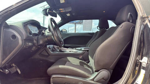 2020 Dodge Challenger SXT