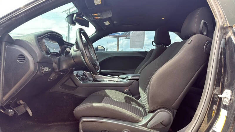 2020 Dodge Challenger SXT