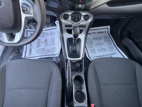 2017 Ford Fiesta SE