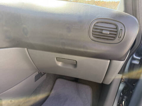 2005 Dodge Caravan SXT