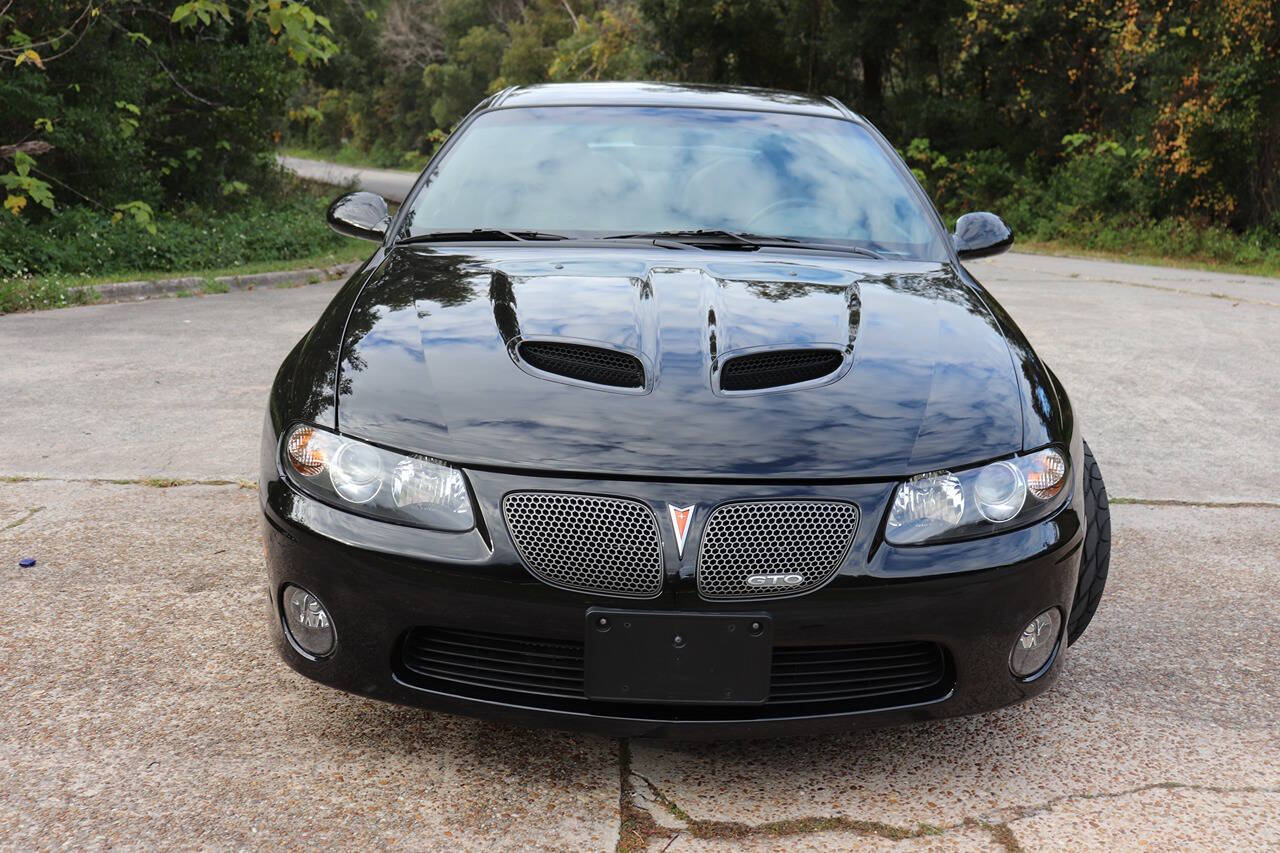 2006 Pontiac GTO for sale at Elite Auto Specialties LLC in Deland, FL