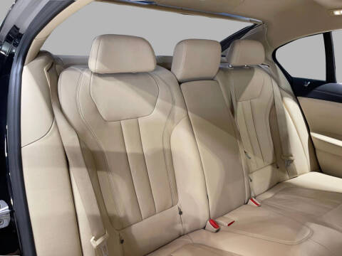 2018 BMW 7 Series 740i