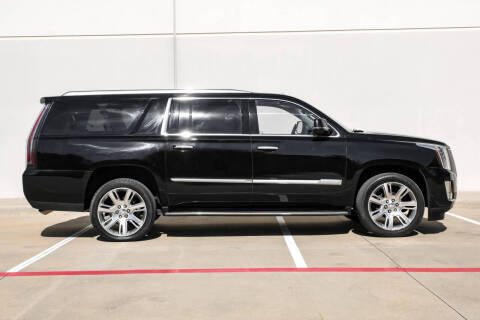 2016 Cadillac Escalade ESV Luxury Collection