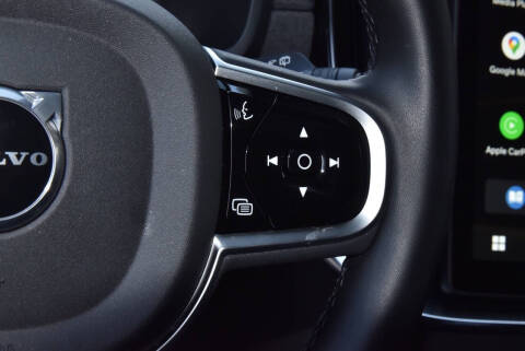 2025 Volvo XC90 B6 Plus Bright Theme 7P