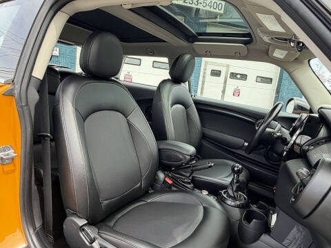 2016 MINI Hardtop 2 Door Cooper