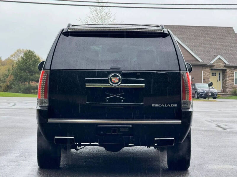 2014 Cadillac Escalade Premium