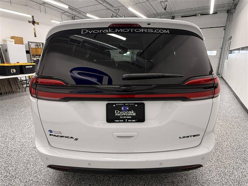 2025 Chrysler Pacifica Limited
