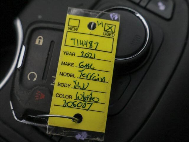 2021 GMC Terrain SLE