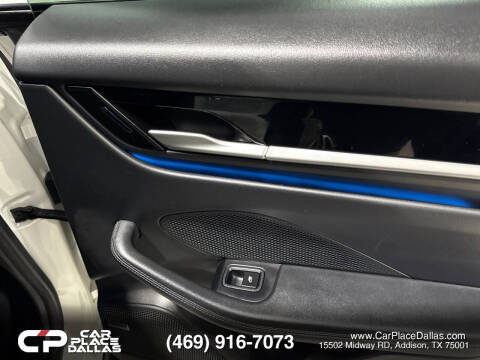 2025 Porsche Macan Electric