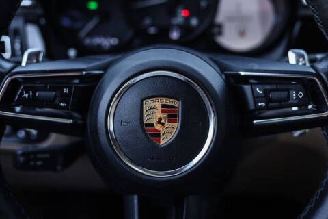 2022 Porsche Macan