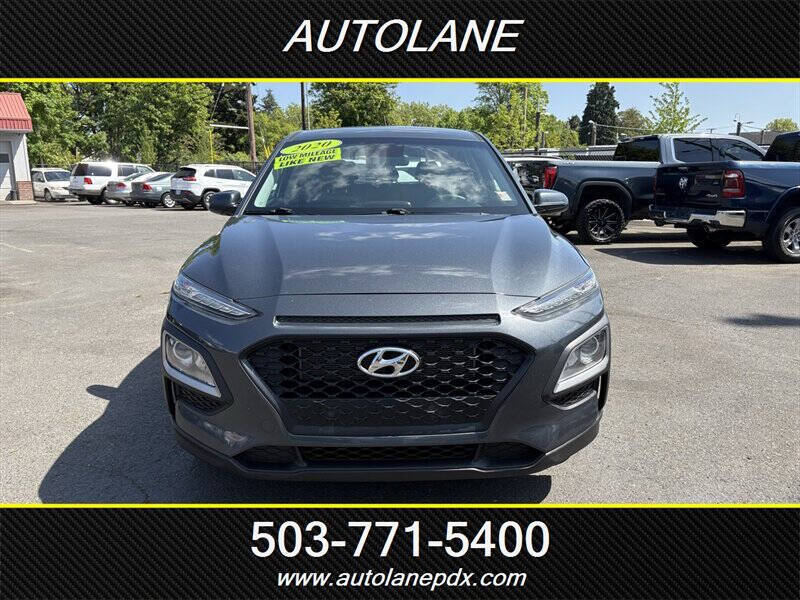Gray 2020 Hyundai KONA SE SE 4dr Crossover 2