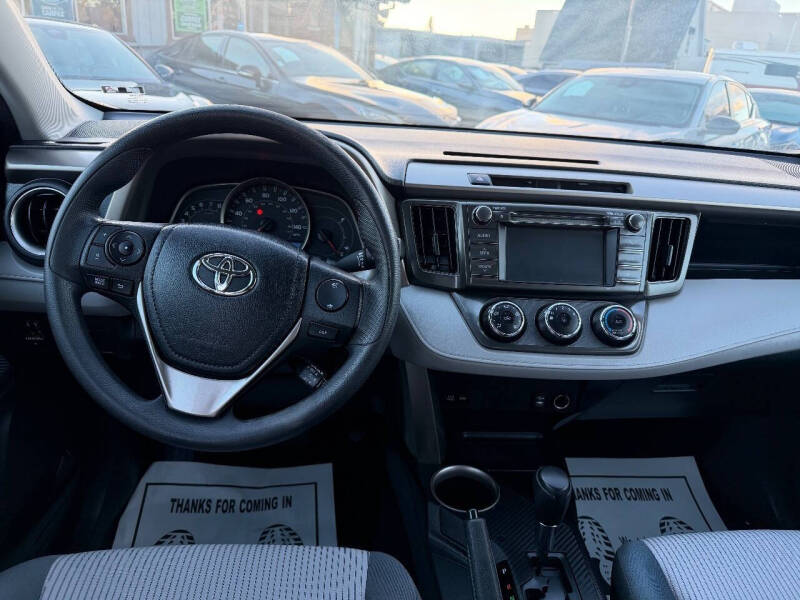 2013 Toyota RAV4 LE