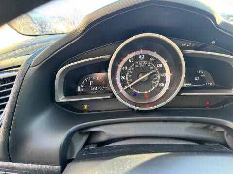 2015 Mazda MAZDA3 i Sport