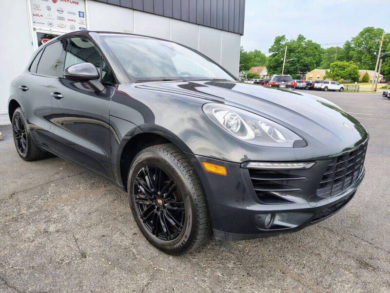 2017 Porsche Macan S