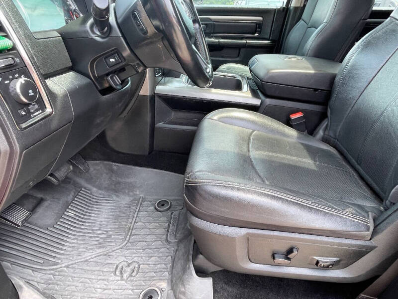 2018 RAM 1500 Night