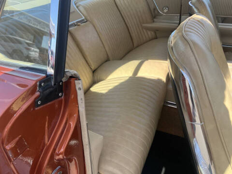 1964 Ford Thunderbird