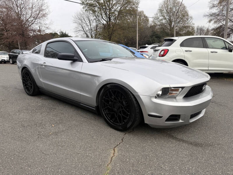 2012 Ford Mustang V6